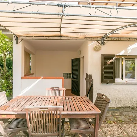 Monolocale Casa Lucia * Pila (Livorno)