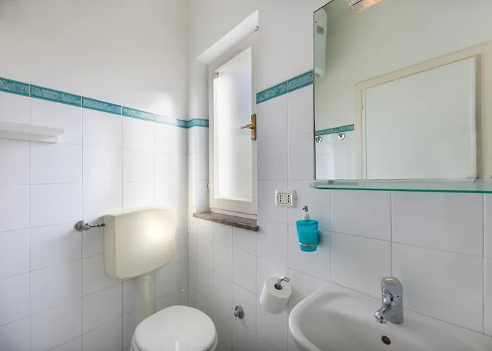 Monolocale Casa Lucia * Pila (Livorno)